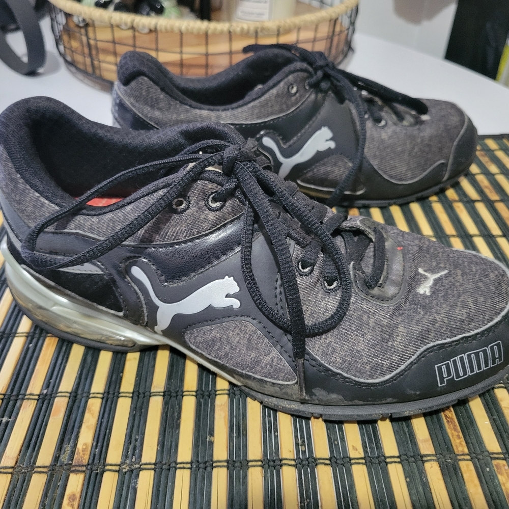 PUMA Cell Riaze Heather Cross Trainer Sneakers Size 7.5 US Womens